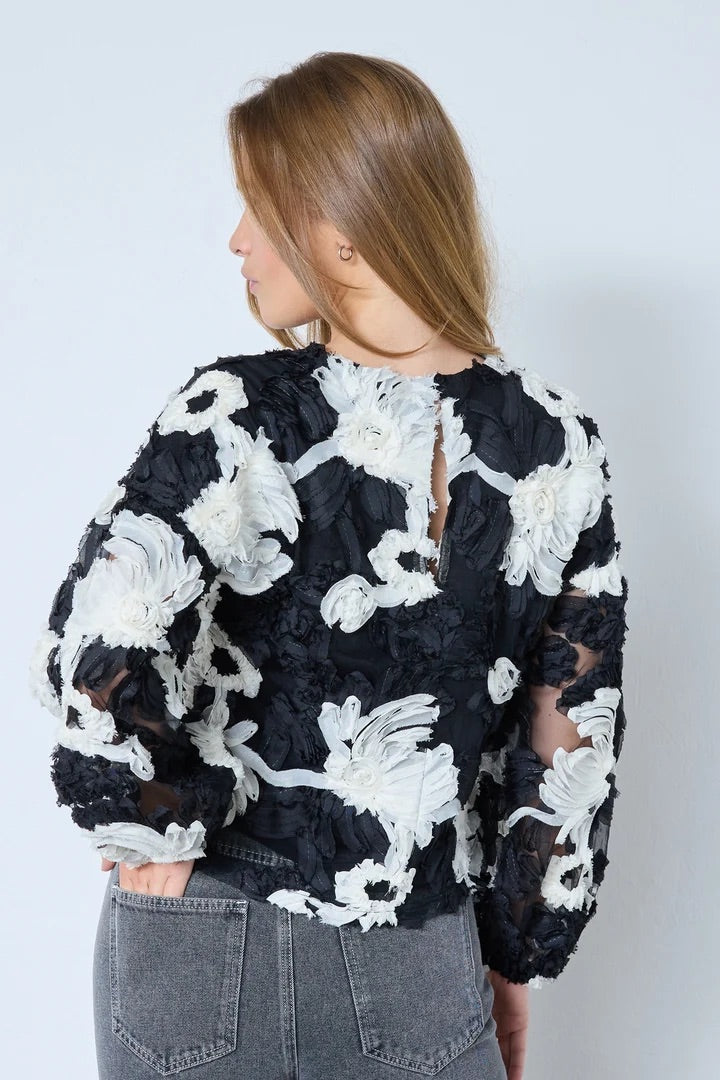 Co'couture Fleur CC zachte, pluizige blouse met lange mouwen – zwart