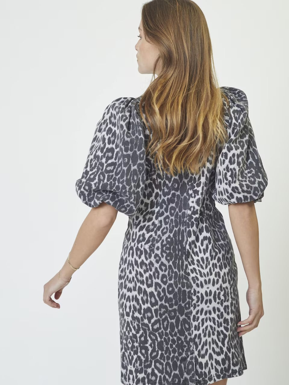Co'couture Leo CC korte jurk met pofdetail en luipaardprint – grijs