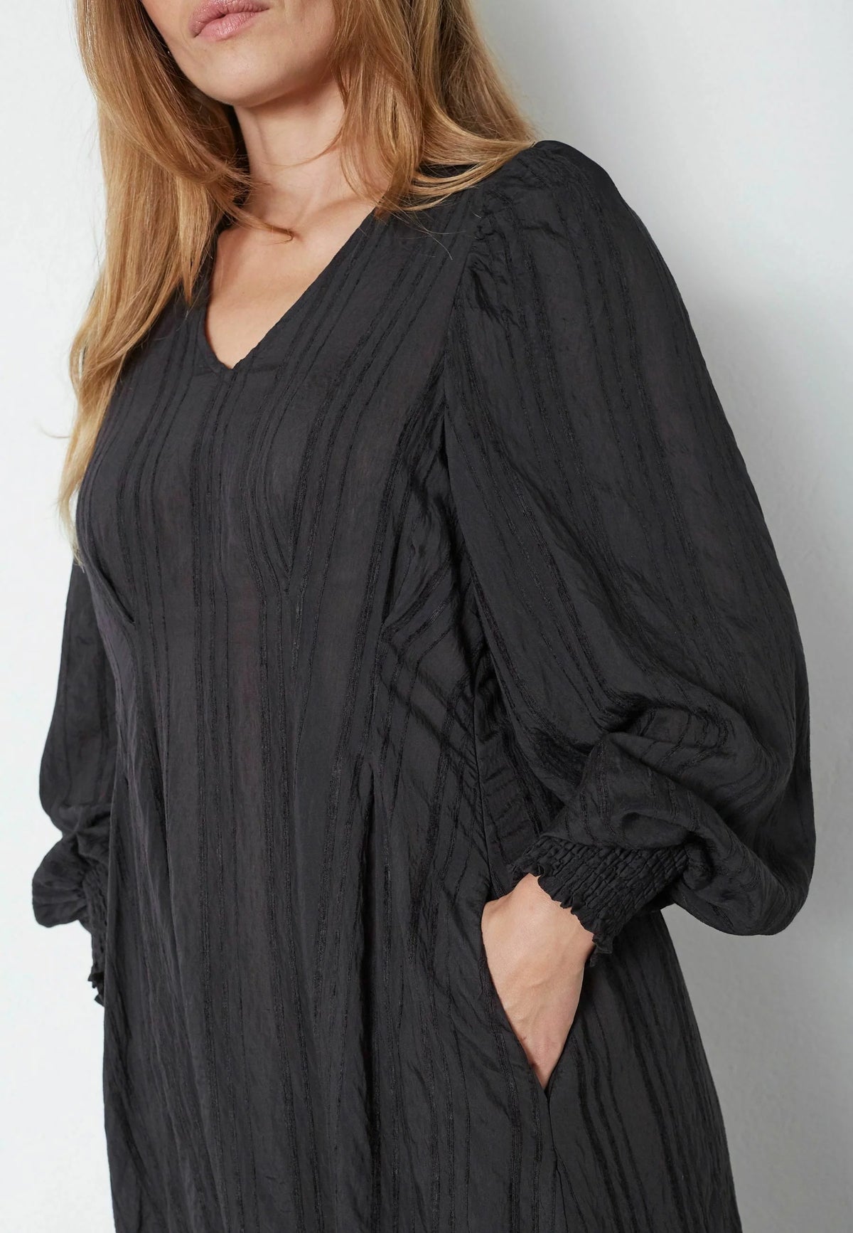 Co'couture Kesi CC gedrapeerde midijurk – zwart