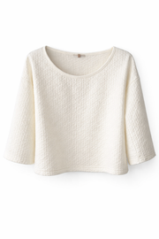 Rinascimento Textured Cropped Top with 3/4 Sleeves - Cream