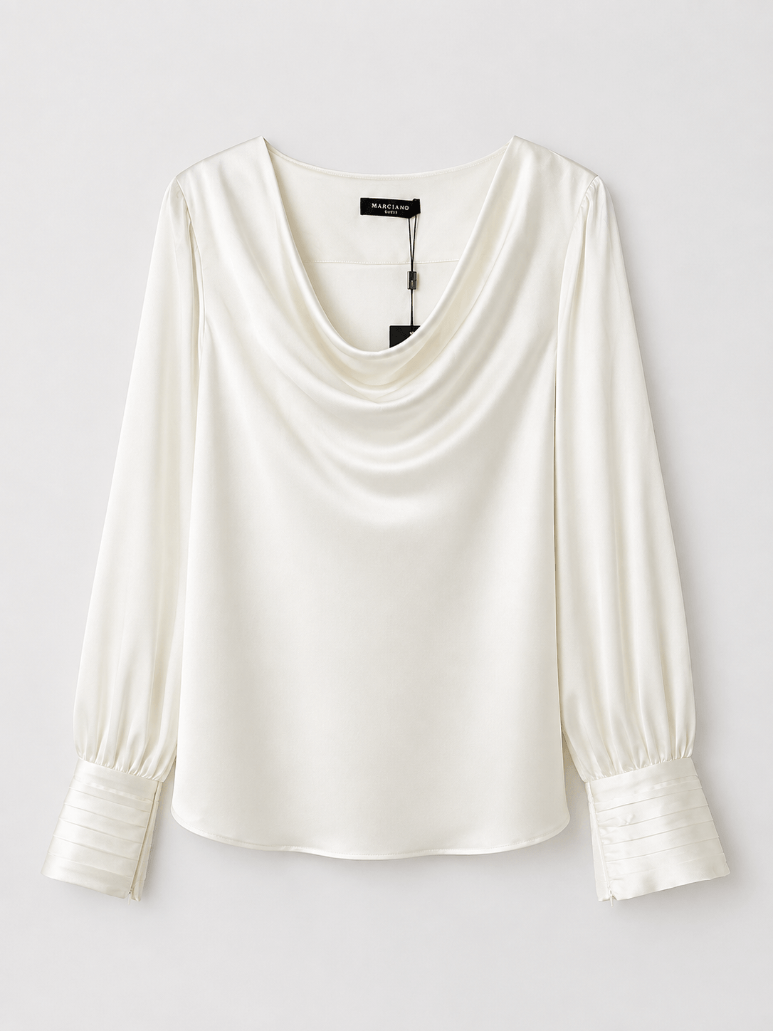 Crèmekleurige satijnen Marciano by Guess blouse met watervalhals en volumineuze mouwen.